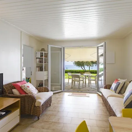 Marina Villa Pelekas